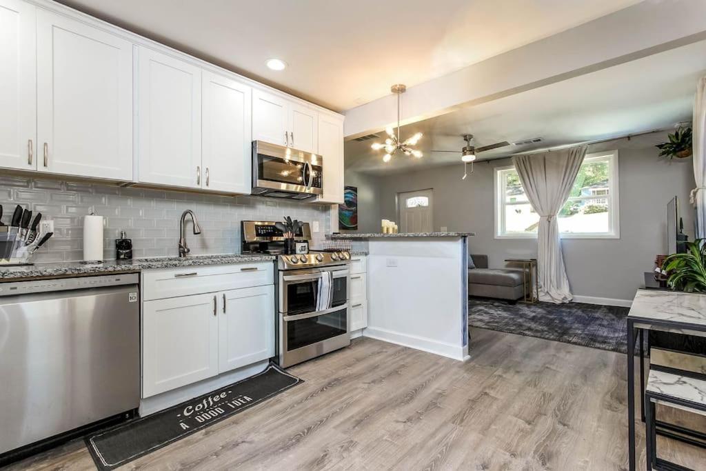 West End Bungalow Perfect To Work, Play, & Escape 애틀랜타 외부 사진