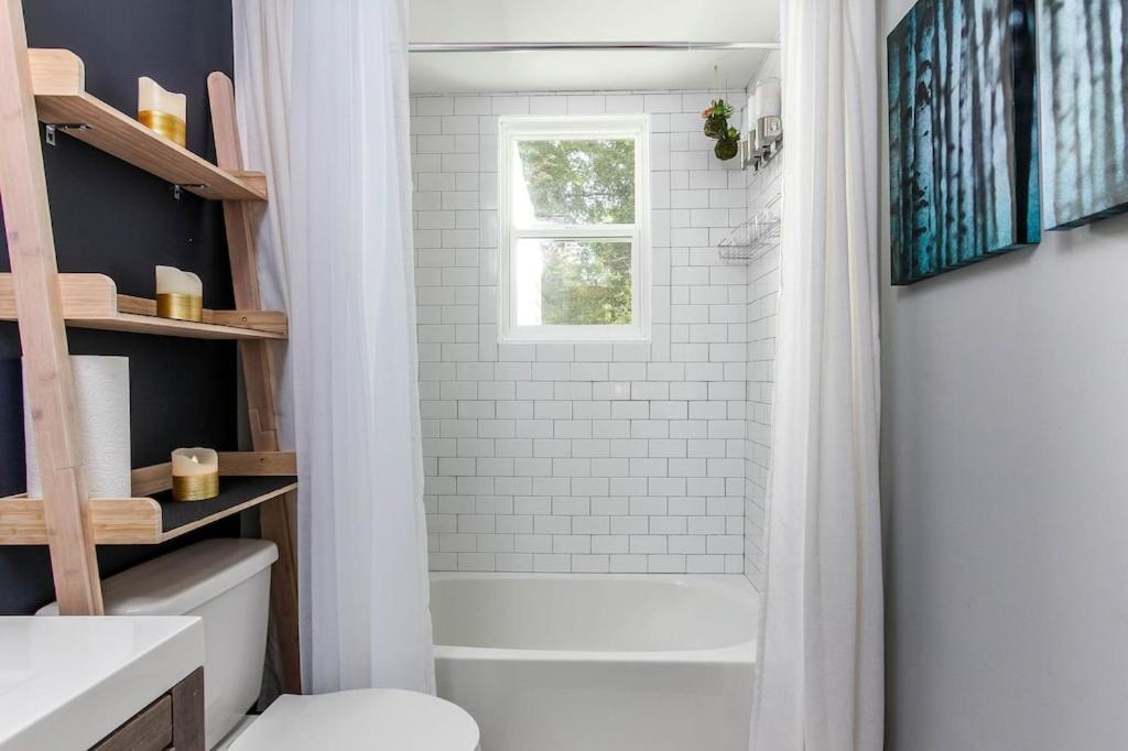 West End Bungalow Perfect To Work, Play, & Escape 애틀랜타 외부 사진